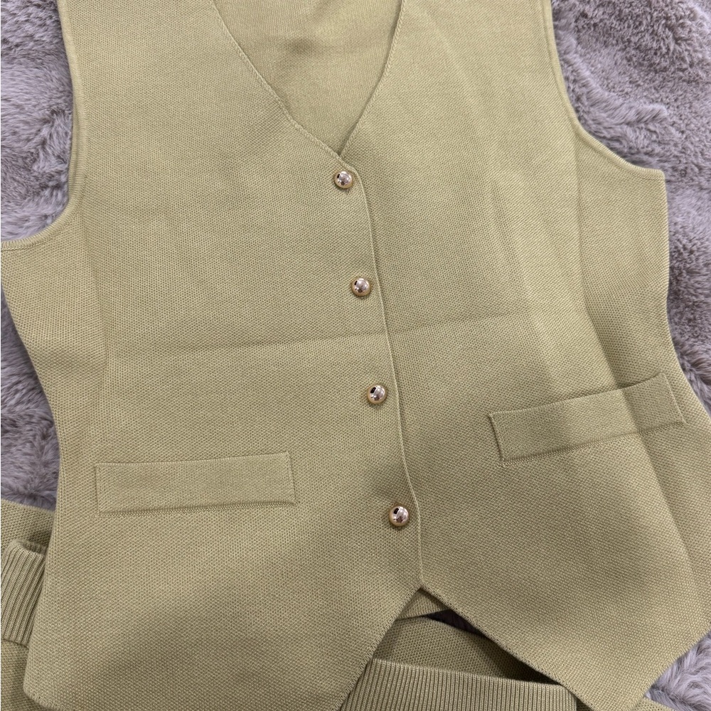 Commense Matching Set - NWT - Picture 5 of 5